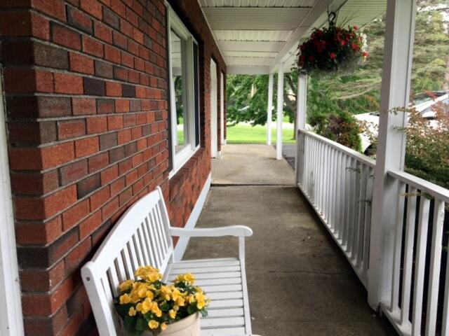 380 Neck Road South China, ME 04358 - Photo 2 of 34 Front porch