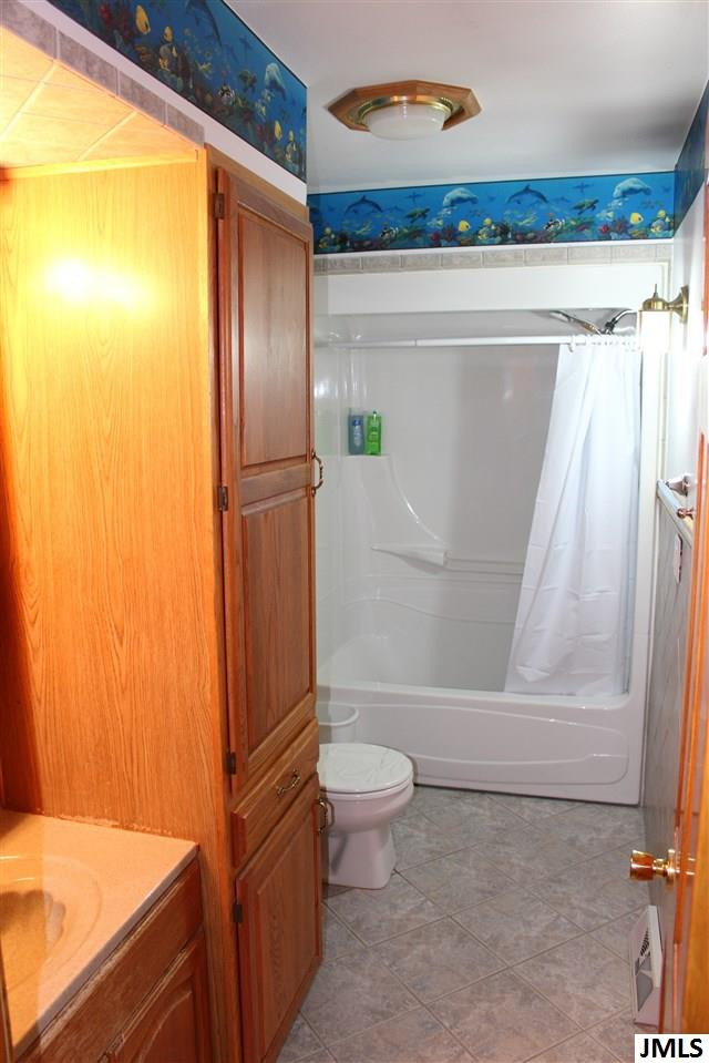 7138 Bayview Road Jackson, MI 49201 - Photo 18 of 30 Photo 18