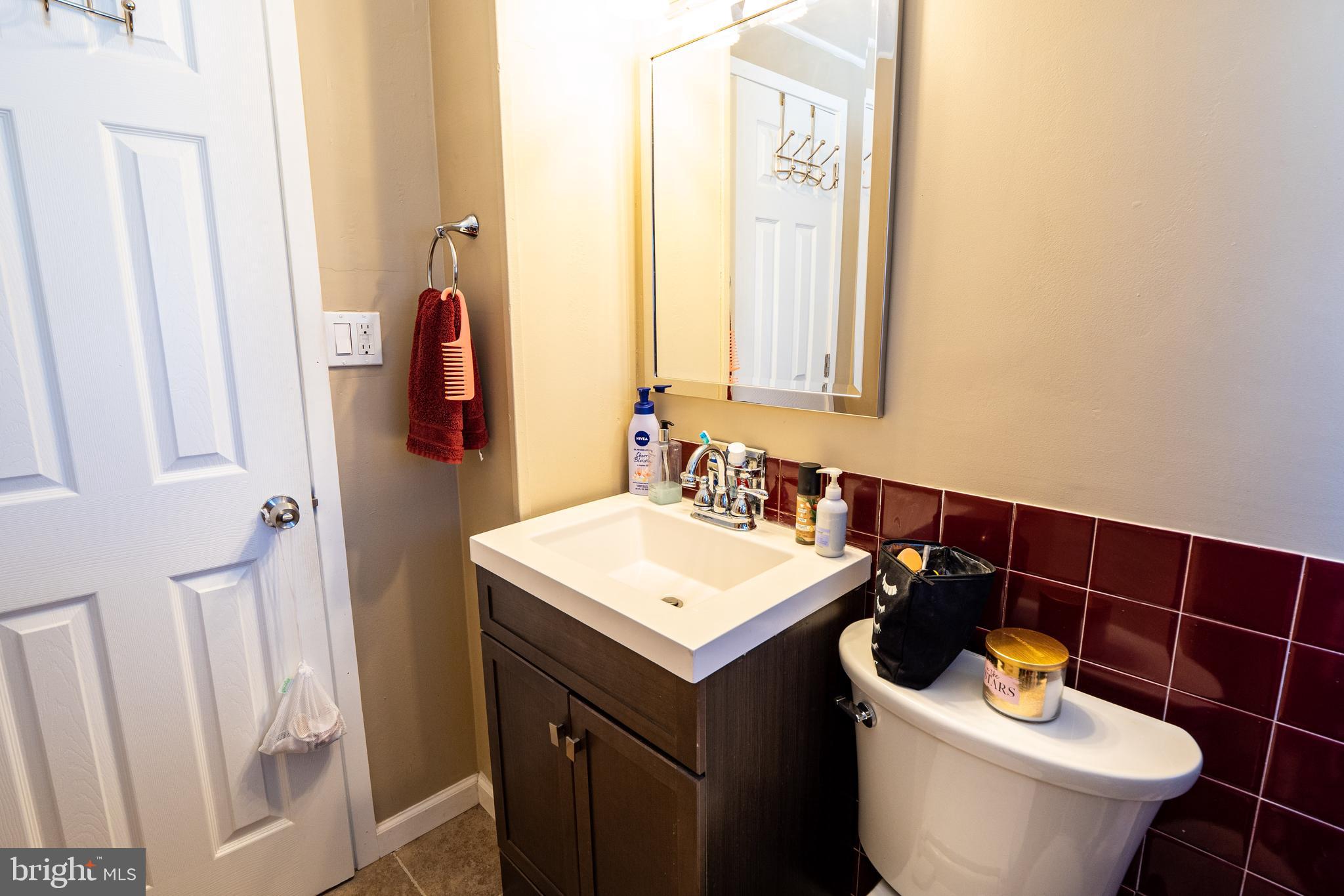 35 Cameo Road Levittown, PA 19057 - Photo 24 of 26 Gallery Image 24