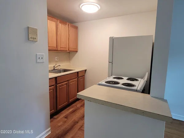 $1,100 | 147 Eagle Street, Unit 3, Albany, NY 12202