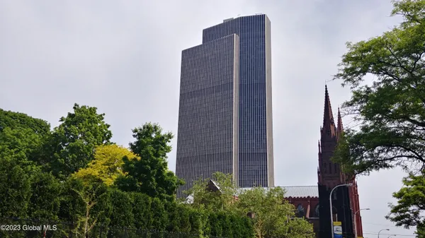 $1,100 | 147 Eagle Street, Unit 3, Albany, NY 12202