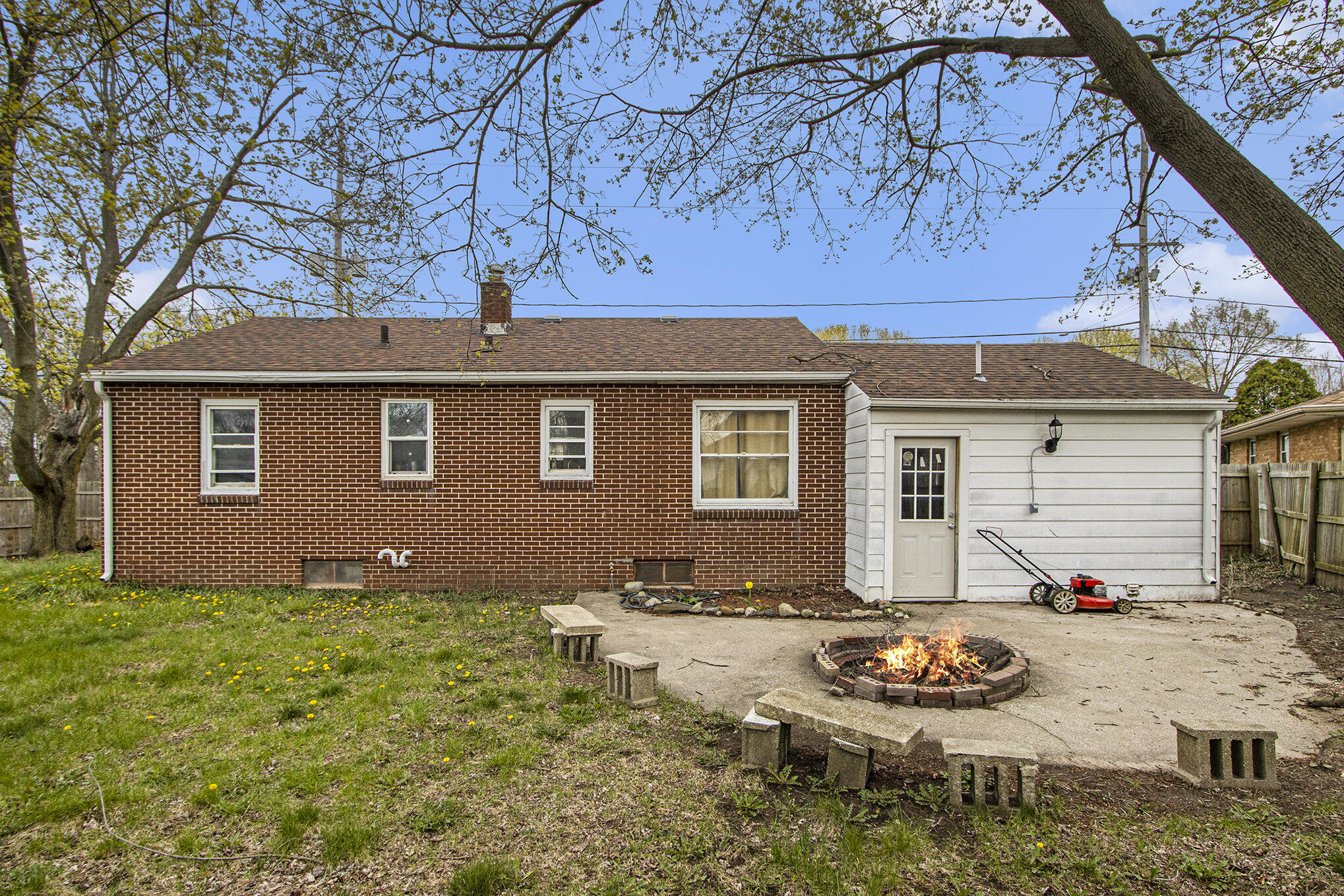 2036 Gull Road Kalamazoo, MI 49048 - Photo 15 of 16 016_file_437