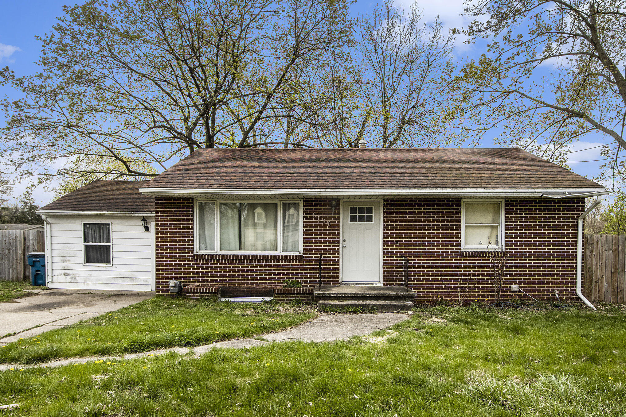2036 Gull Road Kalamazoo, MI 49048 - Photo 2 of 16 002_file_162