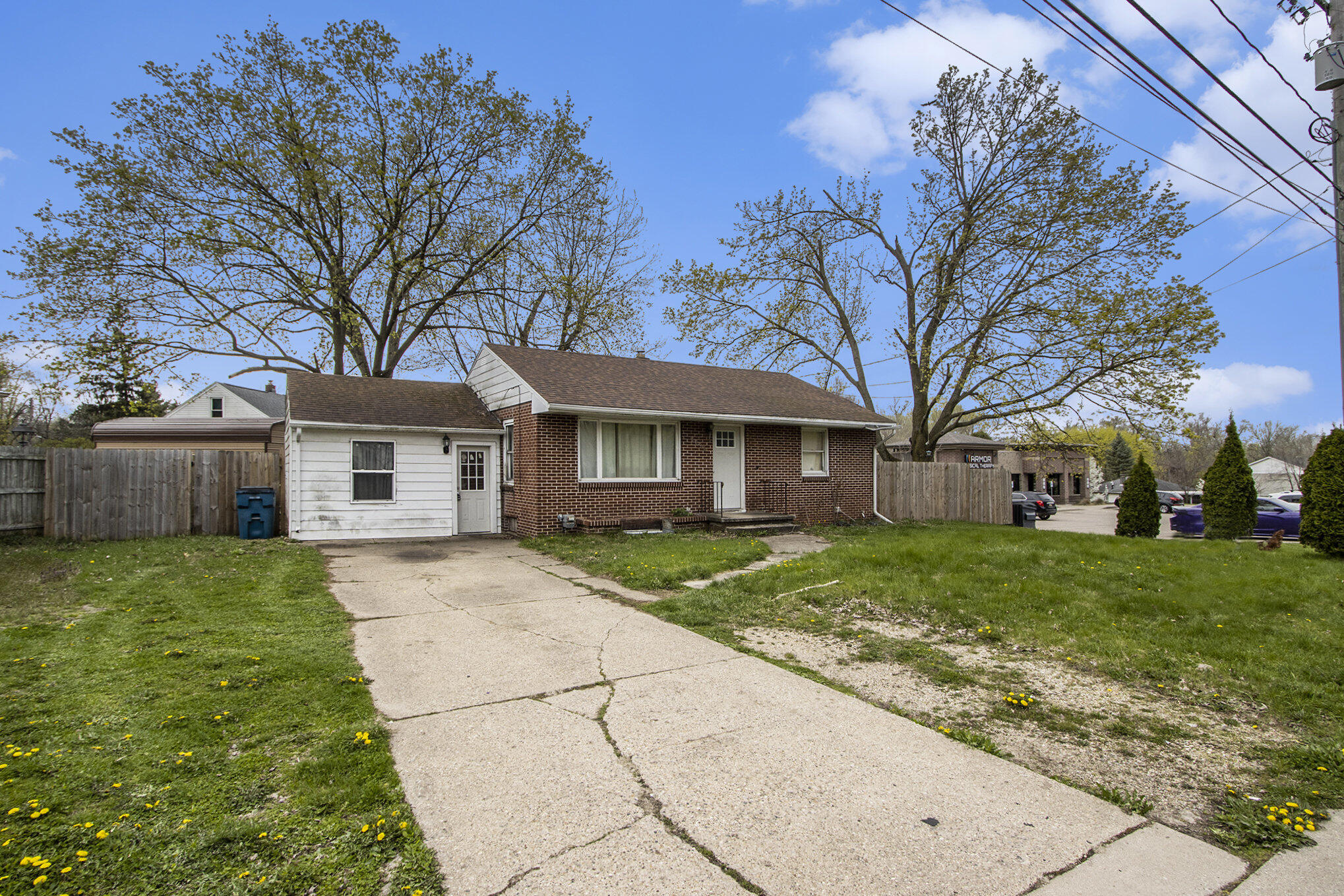 2036 Gull Road Kalamazoo, MI 49048 - Photo 3 of 16 003_file_787