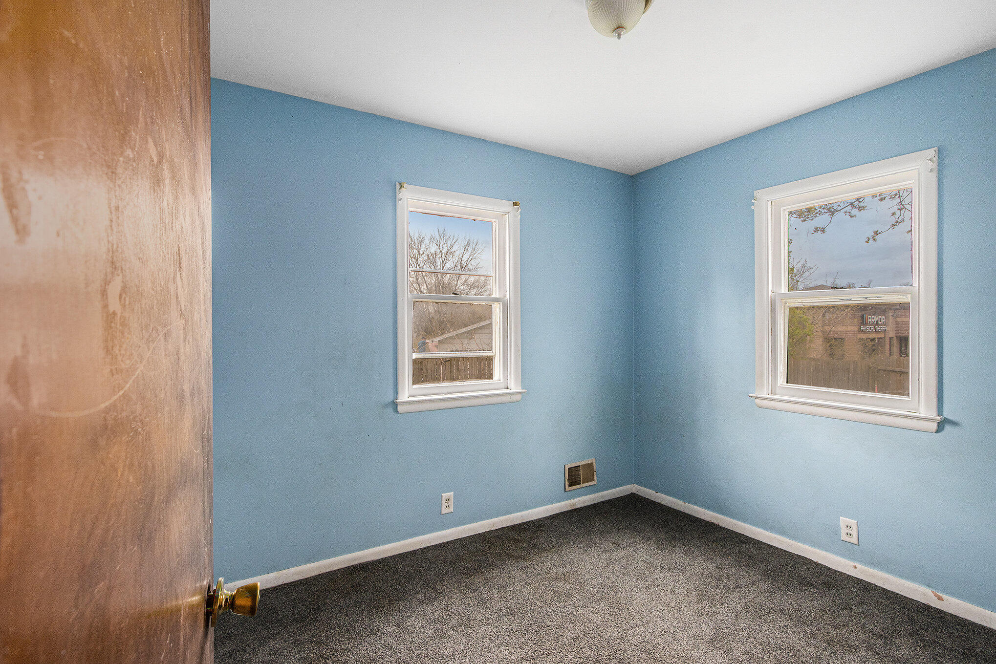 2036 Gull Road Kalamazoo, MI 49048 - Photo 9 of 16 011_file_154
