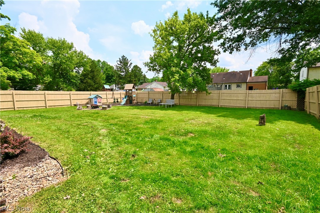 2469 Canfield Road Youngstown, OH 44511 - Photo 28 of 33 Gallery Image 28