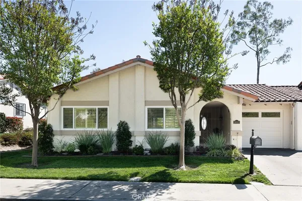 $899,900 | 28052 VÃa Congora, Mission Viejo, CA 92692