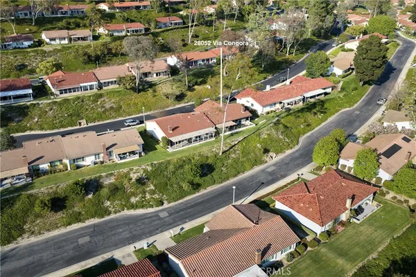 $899,900 | 28052 VÃa Congora, Mission Viejo, CA 92692