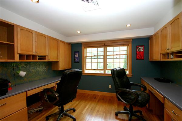 21 Old Farm Road Wayland, MA 01778 - Photo 12 of 24 Gallery Image 12