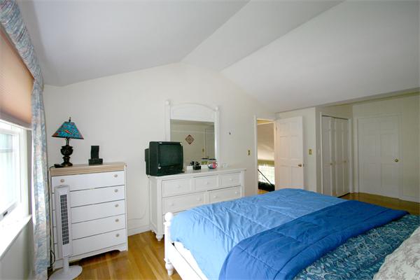 21 Old Farm Road Wayland, MA 01778 - Photo 15 of 24 Gallery Image 15