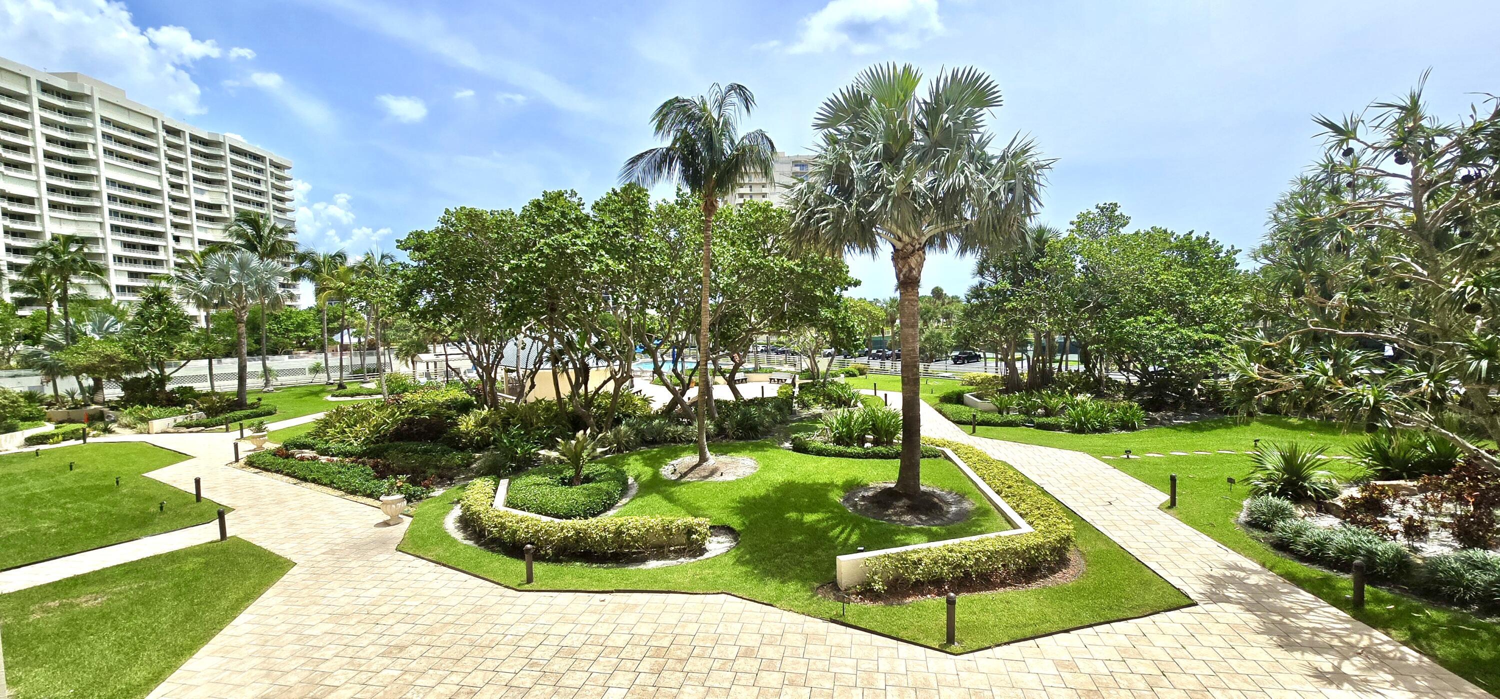 4101 North Ocean Boulevard, Unit D207 Boca Raton, FL 33431 - Photo 4 of 38 East View