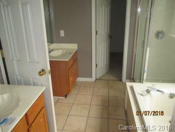 2223 Pimpernel Road Charlotte, NC 28213 - Photo 6 of 11