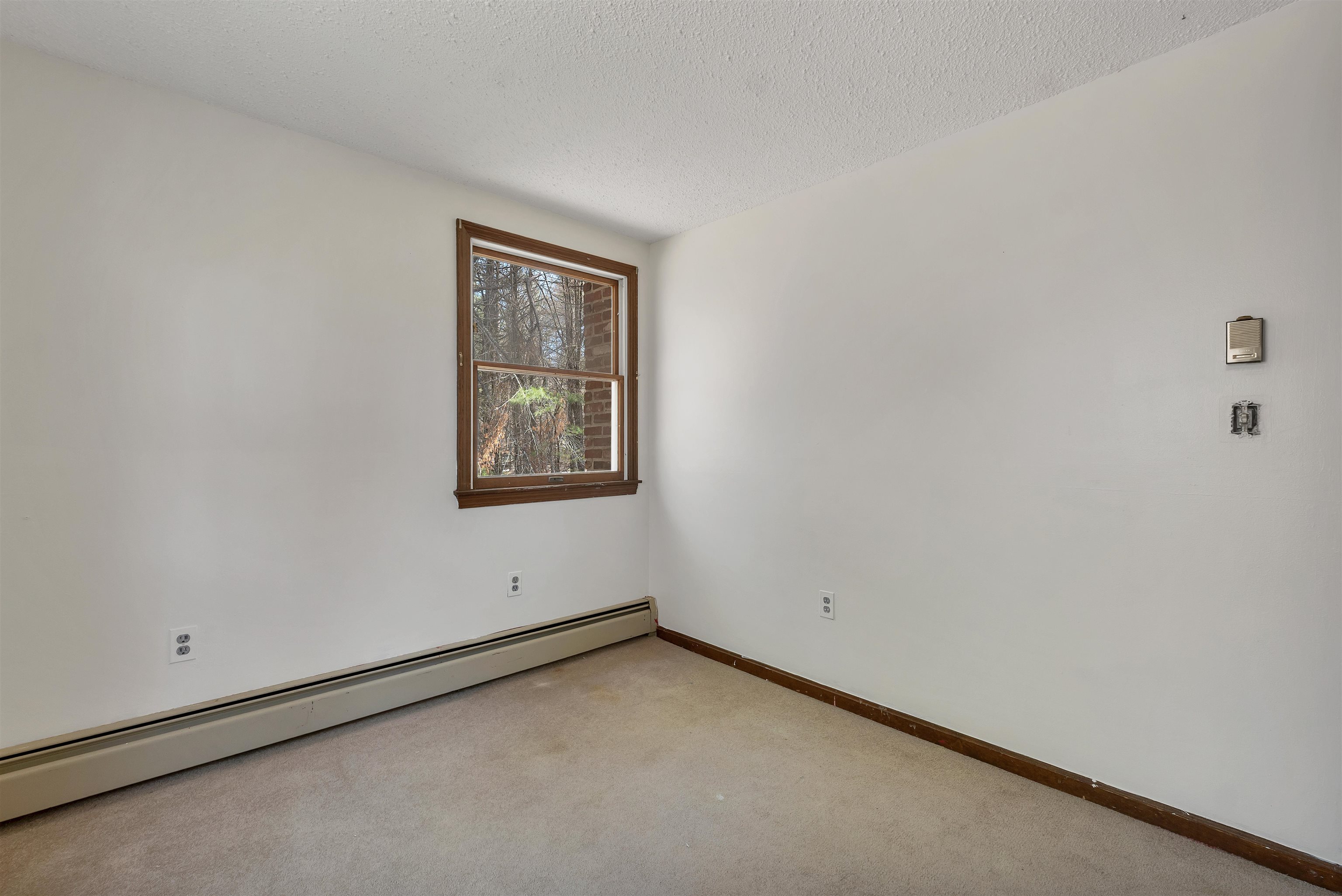 4 Schoolhouse Road Amherst, NH 03031 - Photo 33 of 59