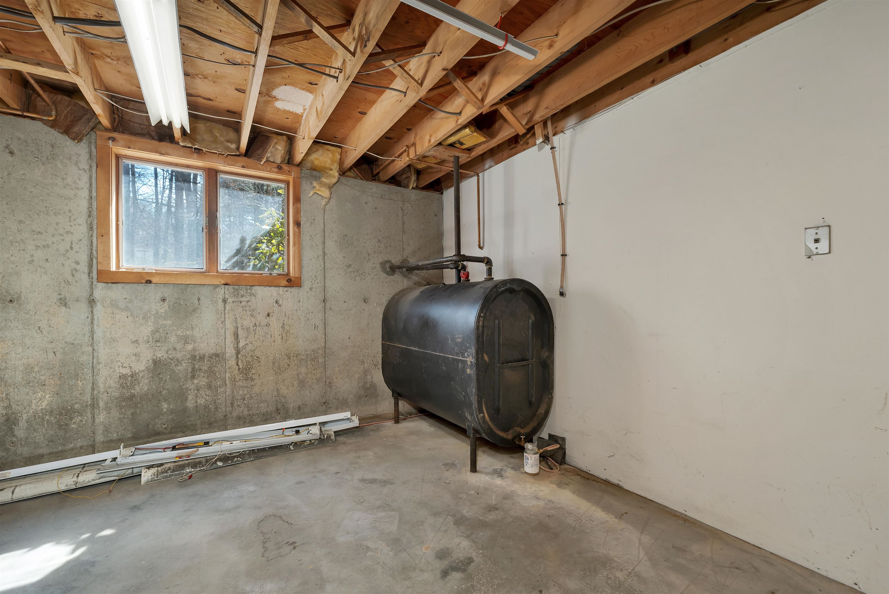 4 Schoolhouse Road Amherst, NH 03031 - Photo 44 of 59