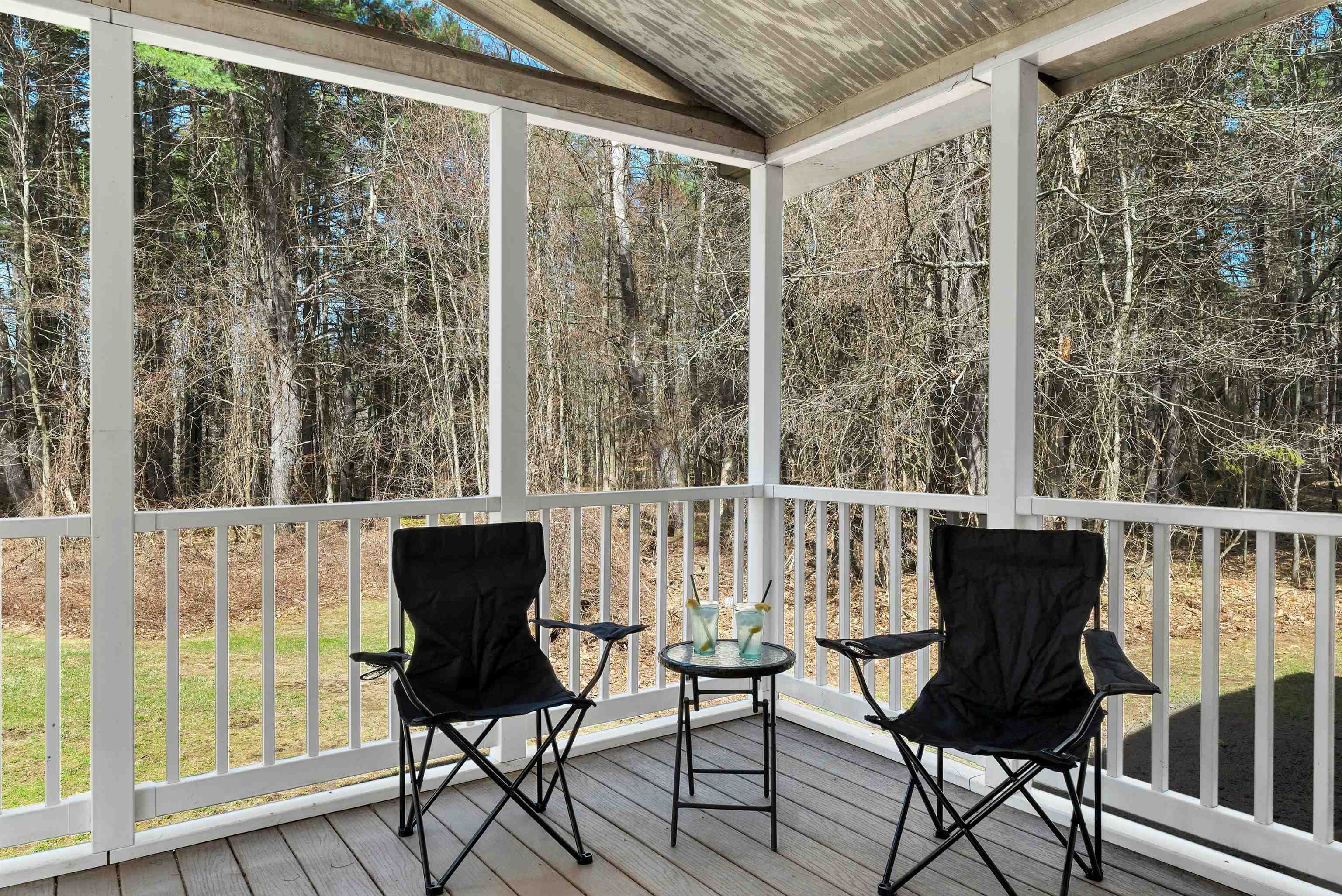 4 Schoolhouse Road Amherst, NH 03031 - Photo 8 of 59