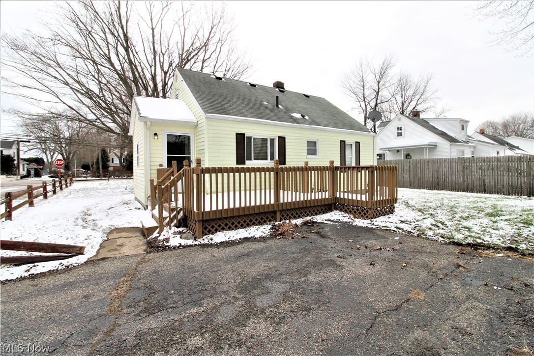 287 Hale Road Painesville, OH 44077 - Photo 4 of 15 Gallery Image 4