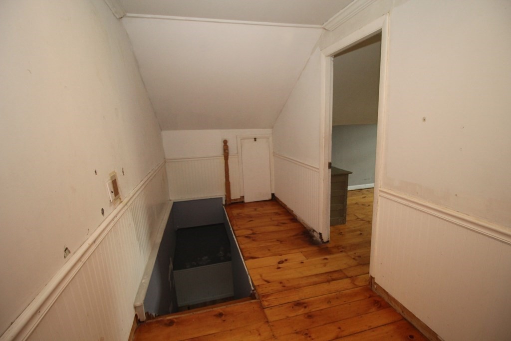 91 Davis Road Westminster, MA 01473 - Photo 22 of 37 a view of walk in closet