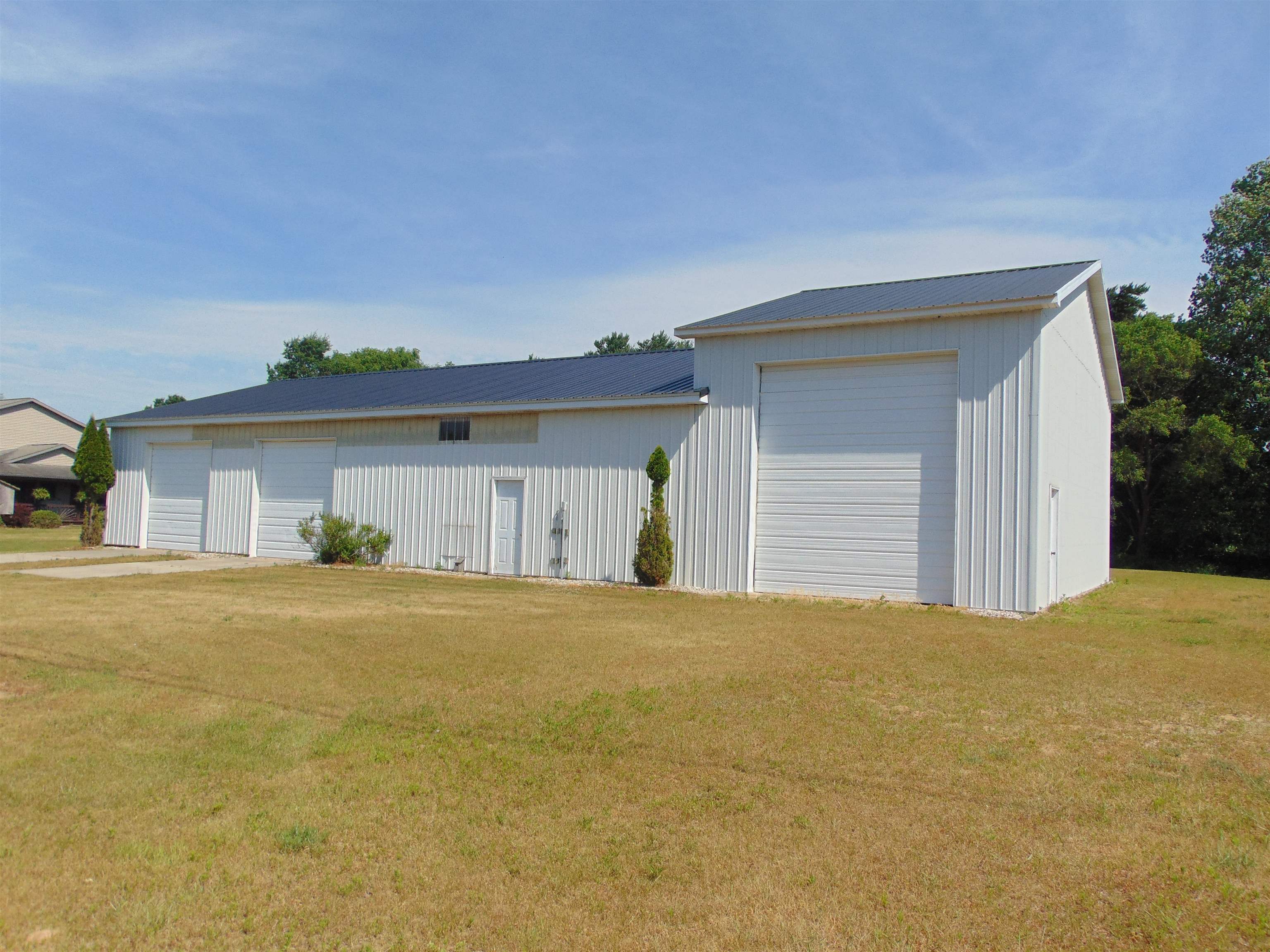 10052 West Monroe Road Elwell, MI 48832 - Photo 70 of 80 1901972-70.JPG