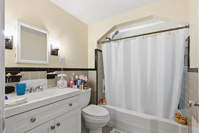 $875,000 | 72 Redlands Road, Boston, MA 02132