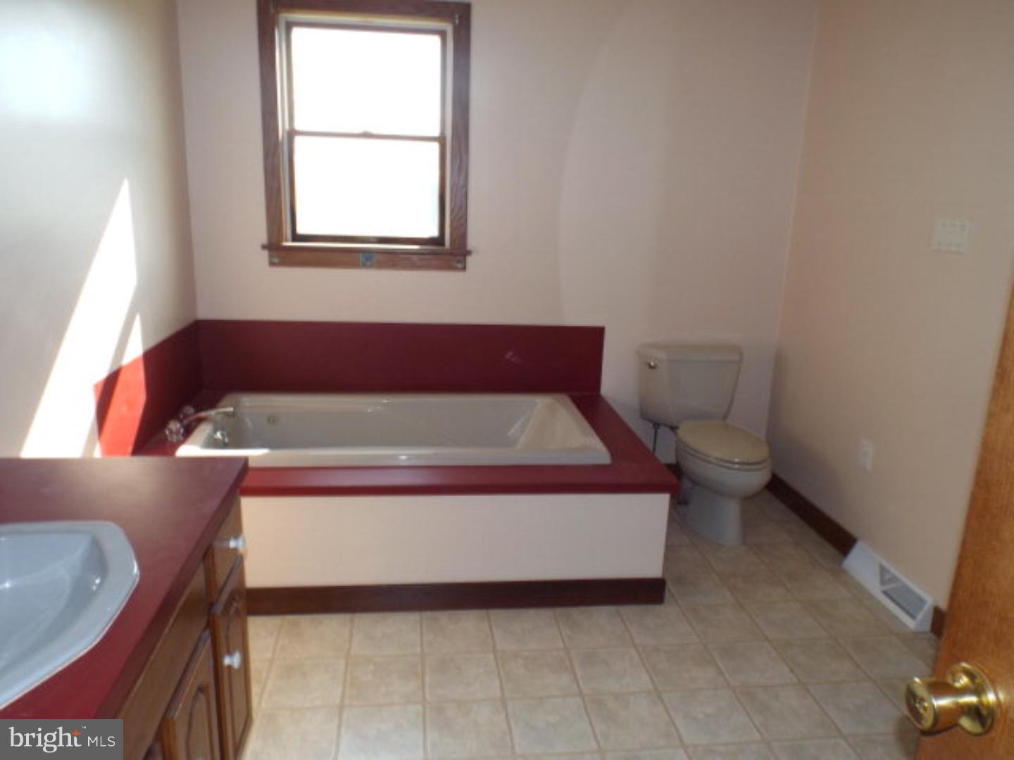 114 Weishample Road Hegins, PA 17938 - Photo 10 of 22 Gallery Image 10