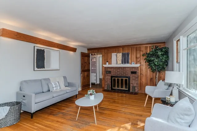 $349,987 | 34 Brookside Avenue, Greenfield, MA 01301