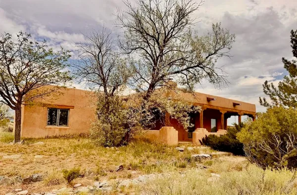 $475,000 | 5 Arbolito Lane, Arroyo Hondo, NM 87513