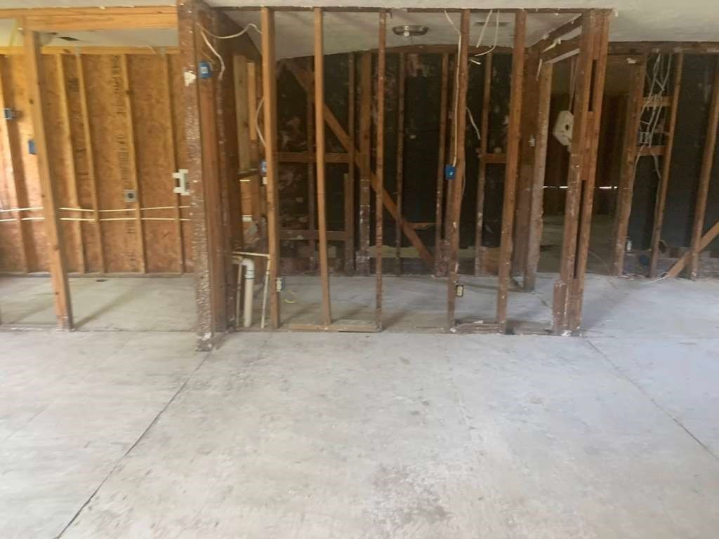 7730 Tram Road Beaumont, TX 77713 - Photo 5 of 9 a view of the entrance of the house