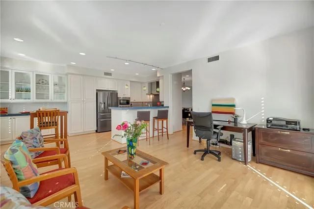 $1,450,000 | 19328 Surfwave Drive, Huntington Beach, CA 92648