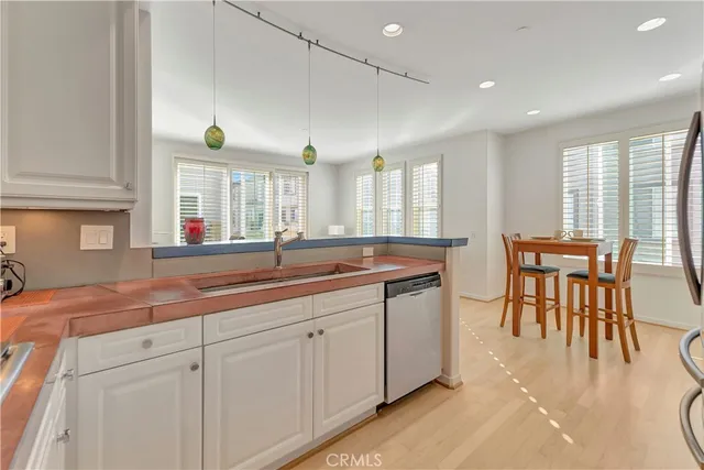 $1,450,000 | 19328 Surfwave Drive, Huntington Beach, CA 92648