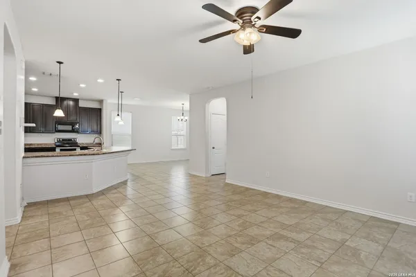 $1,800 | 4523 Stetson Run, San Antonio, TX 78223