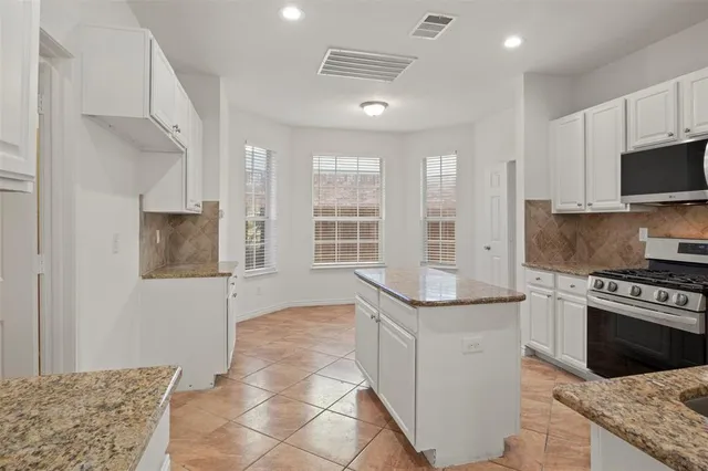 $650,000 | 8121 Case Drive, Plano, TX 75025