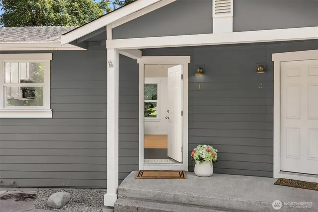a view of door with outdoor space