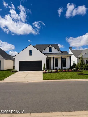 $465,000 | 205 Queenstown Avenue, Youngsville, LA 70592