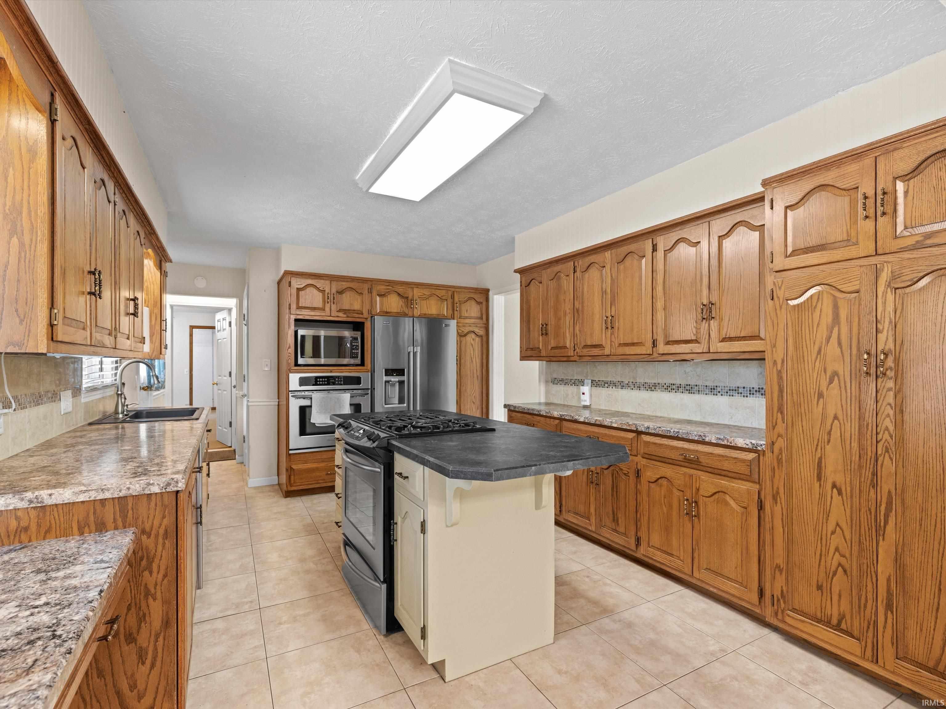 7904 New Maple Road Evansville, IN 47710 - Photo 11 of 35 Gallery Image 11