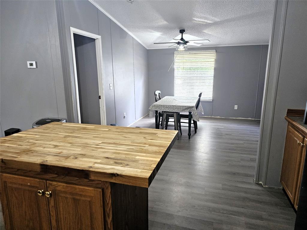 12910 Springhaven Drive Keithville, LA 71047 - Photo 10 of 33 Kitchen to dining