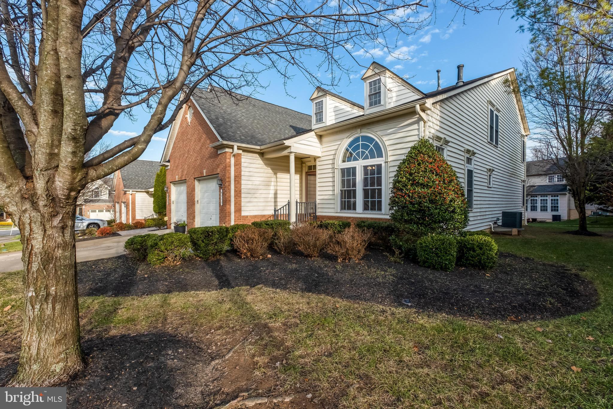 4111 Winterhazel Road Pikesville, MD 21208 - Photo 3 of 33 Front angled with yard