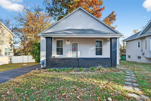 $228,000 | 123 West Thornton Avenue, Webster Groves, MO 63119