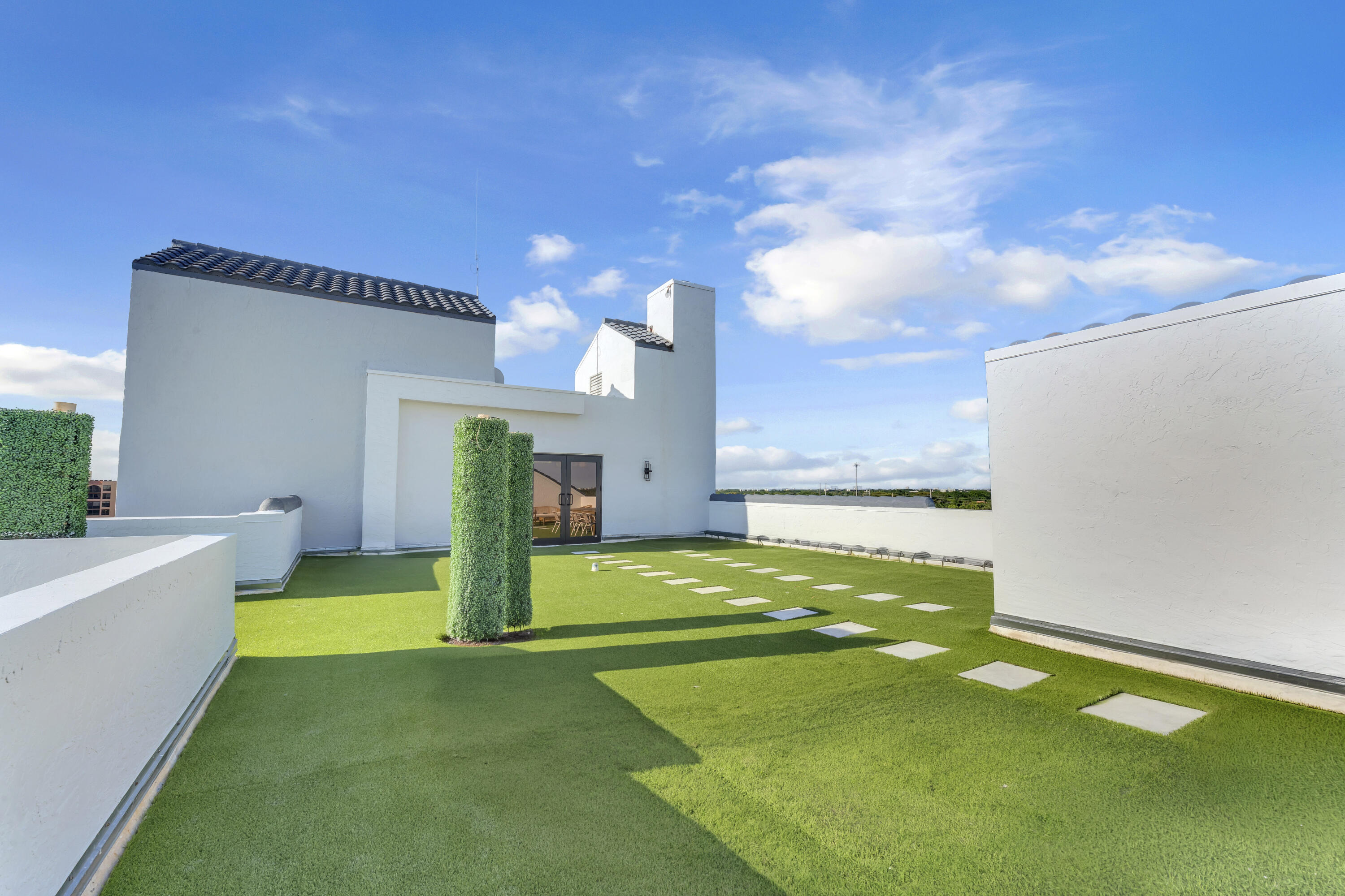 7178 Promenade Drive, Unit 801B Boca Raton, FL 33433 - Photo 35 of 46 turfed patio