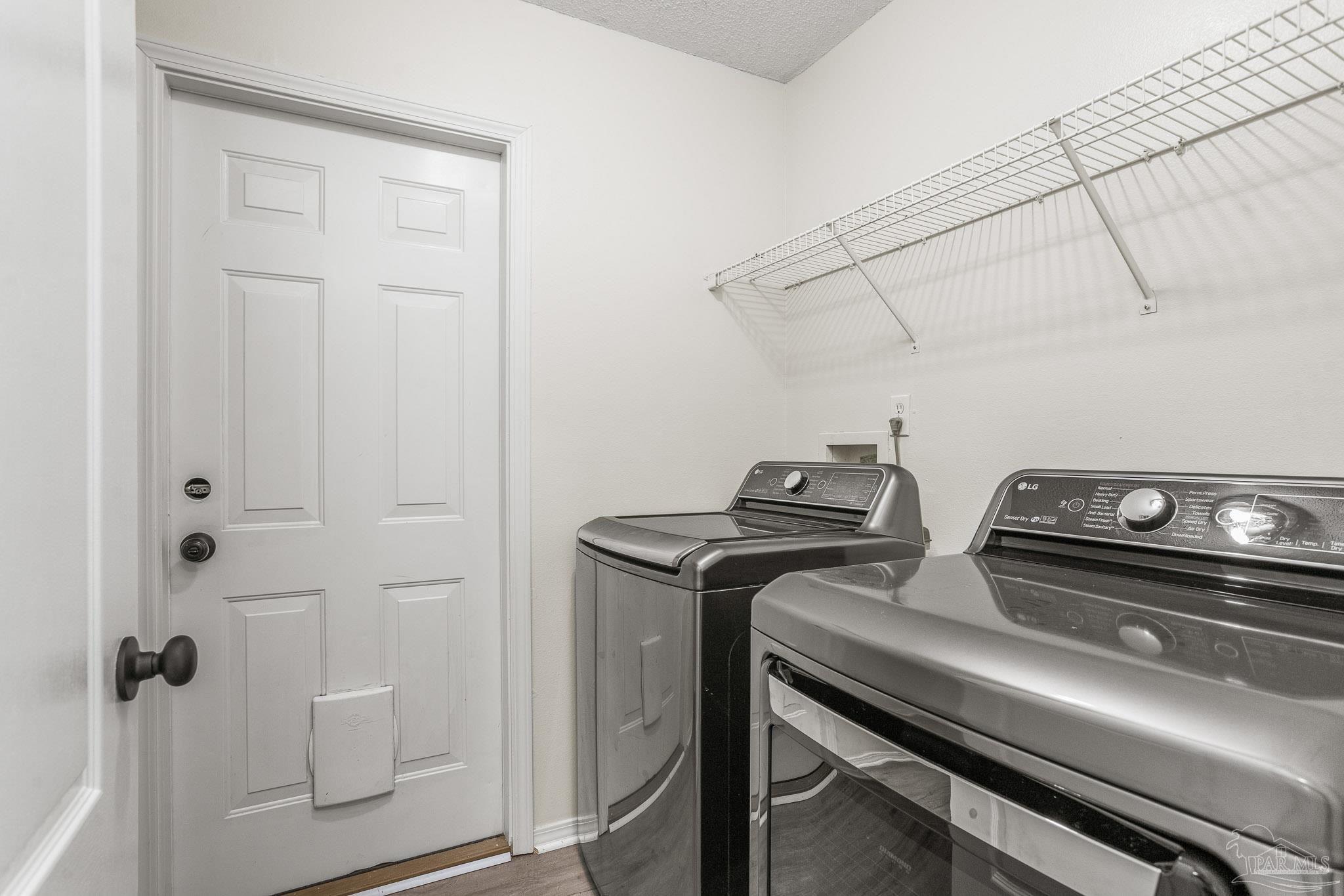 673 Hanley Downs Drive Cantonment, FL 32533 - Photo 15 of 39