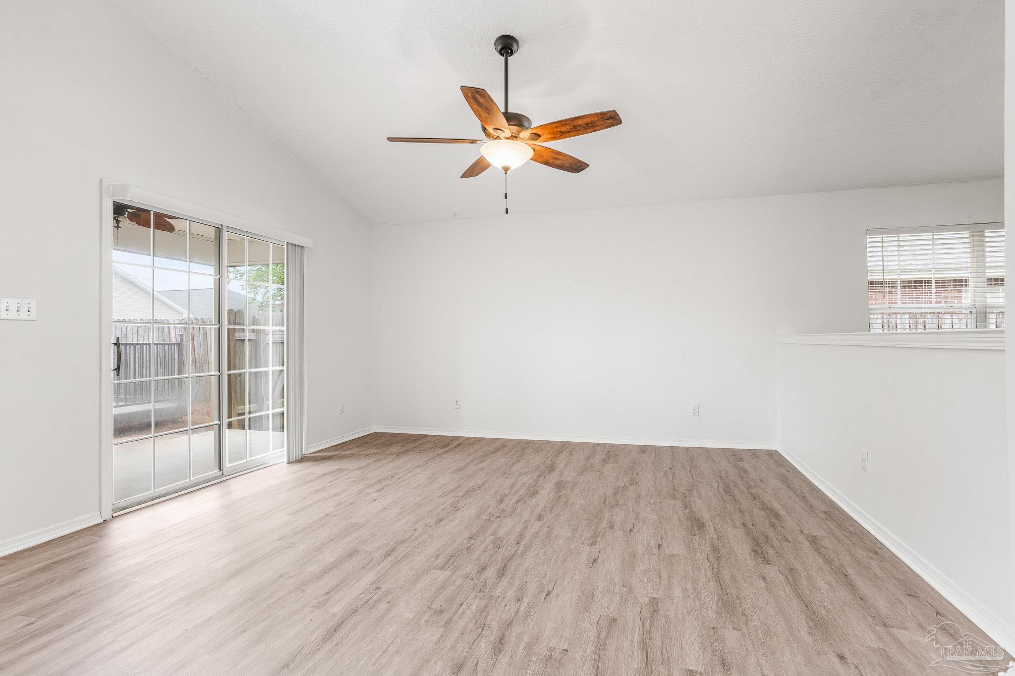 673 Hanley Downs Drive Cantonment, FL 32533 - Photo 19 of 39