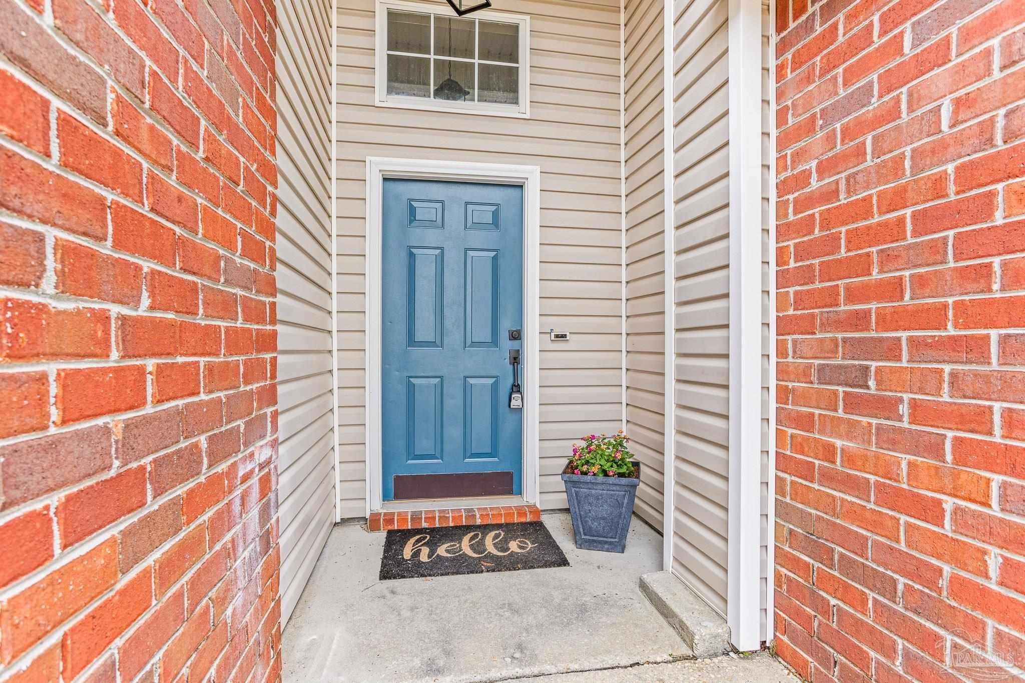 673 Hanley Downs Drive Cantonment, FL 32533 - Photo 2 of 39