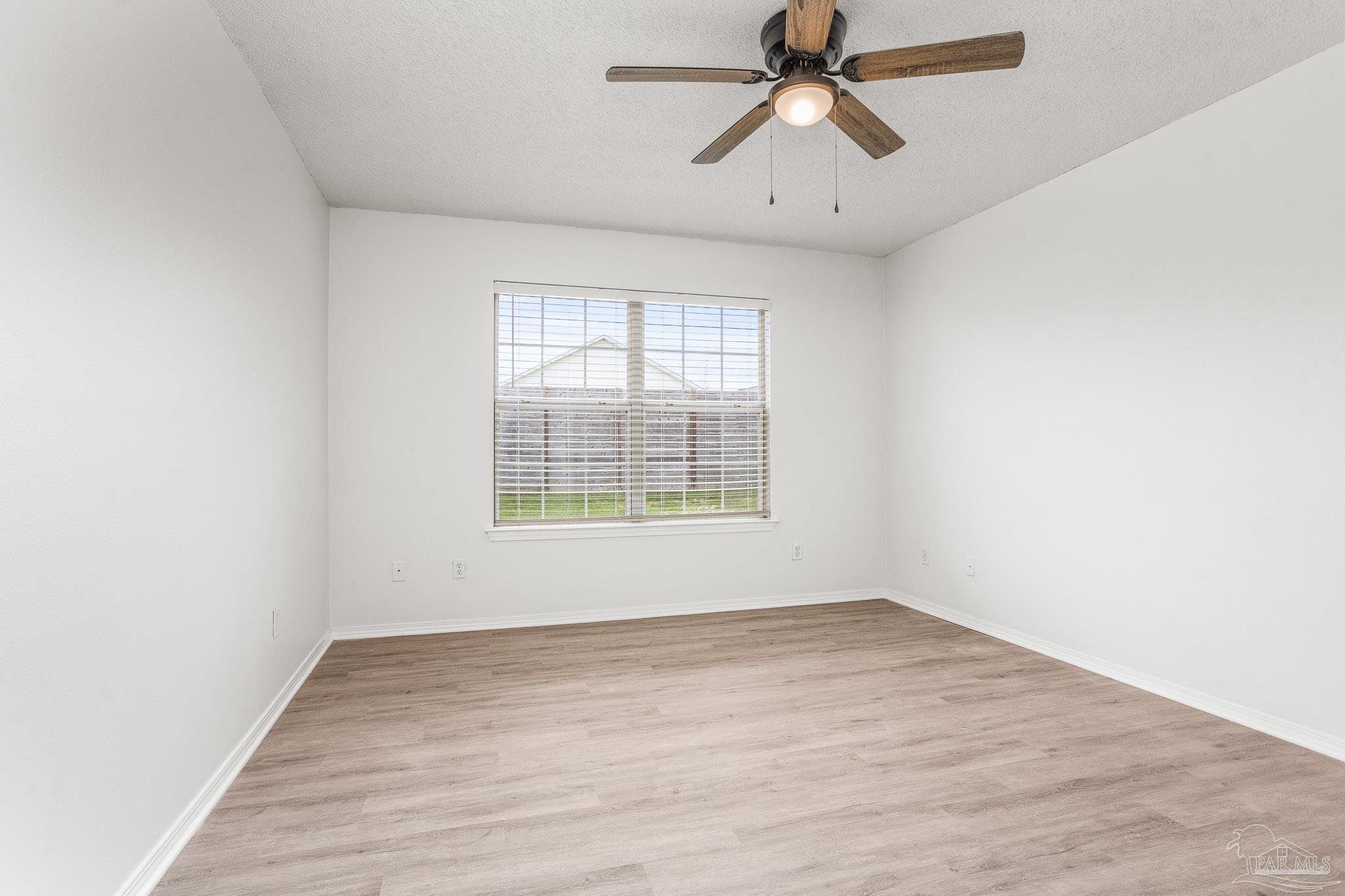 673 Hanley Downs Drive Cantonment, FL 32533 - Photo 25 of 39