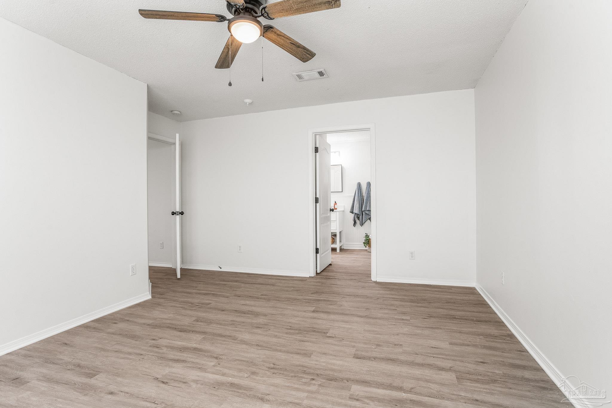 673 Hanley Downs Drive Cantonment, FL 32533 - Photo 26 of 39