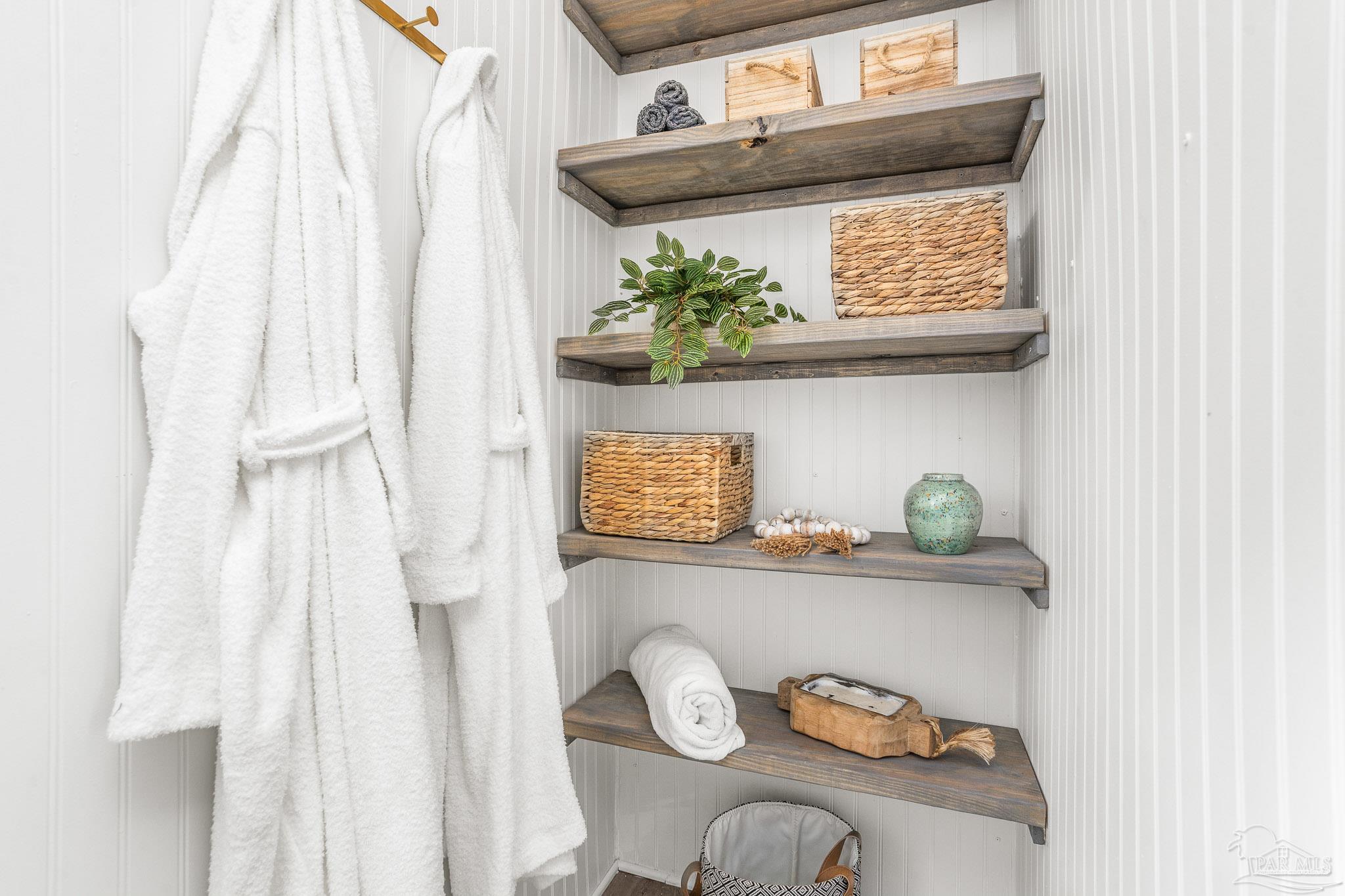 673 Hanley Downs Drive Cantonment, FL 32533 - Photo 28 of 39