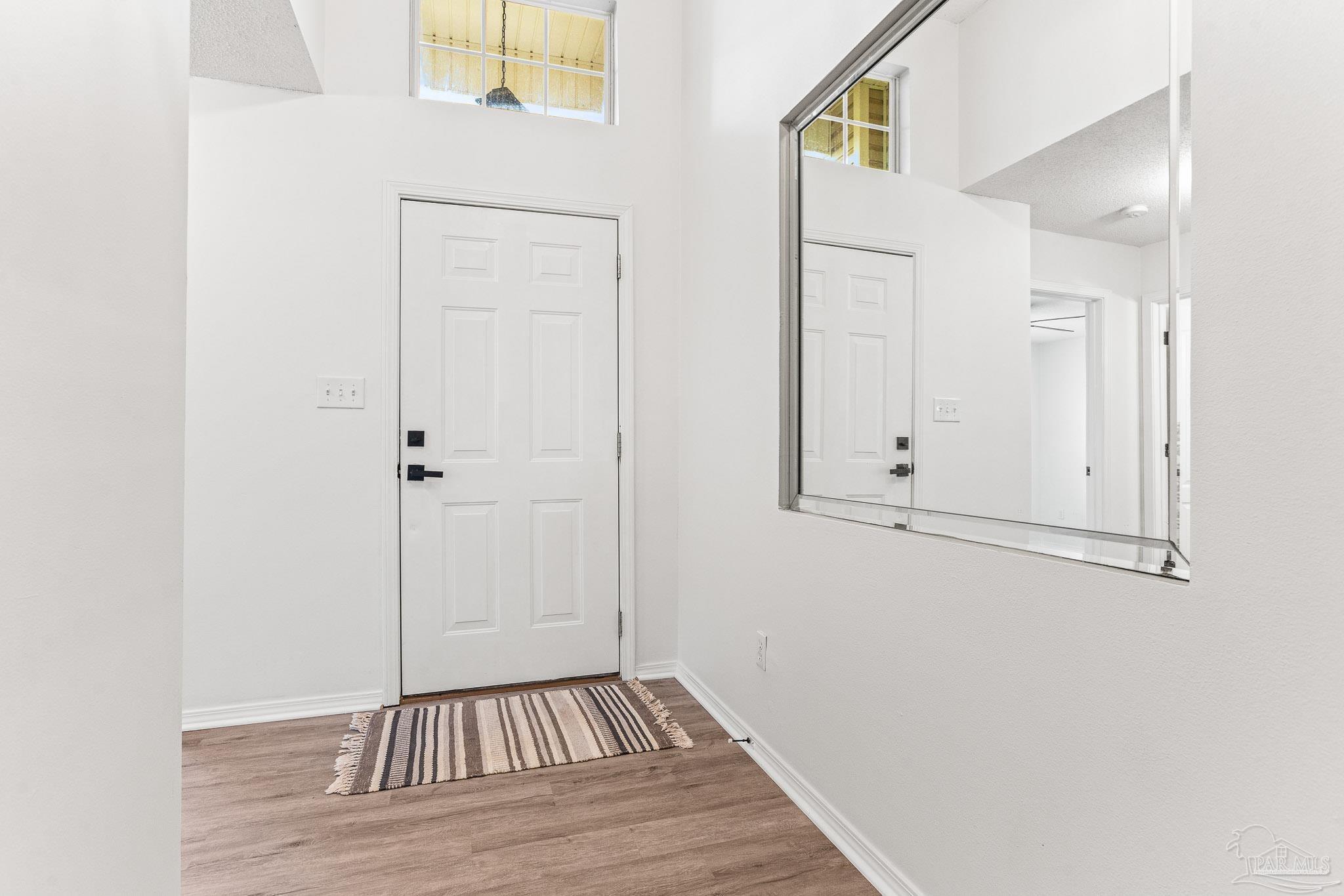 673 Hanley Downs Drive Cantonment, FL 32533 - Photo 3 of 39