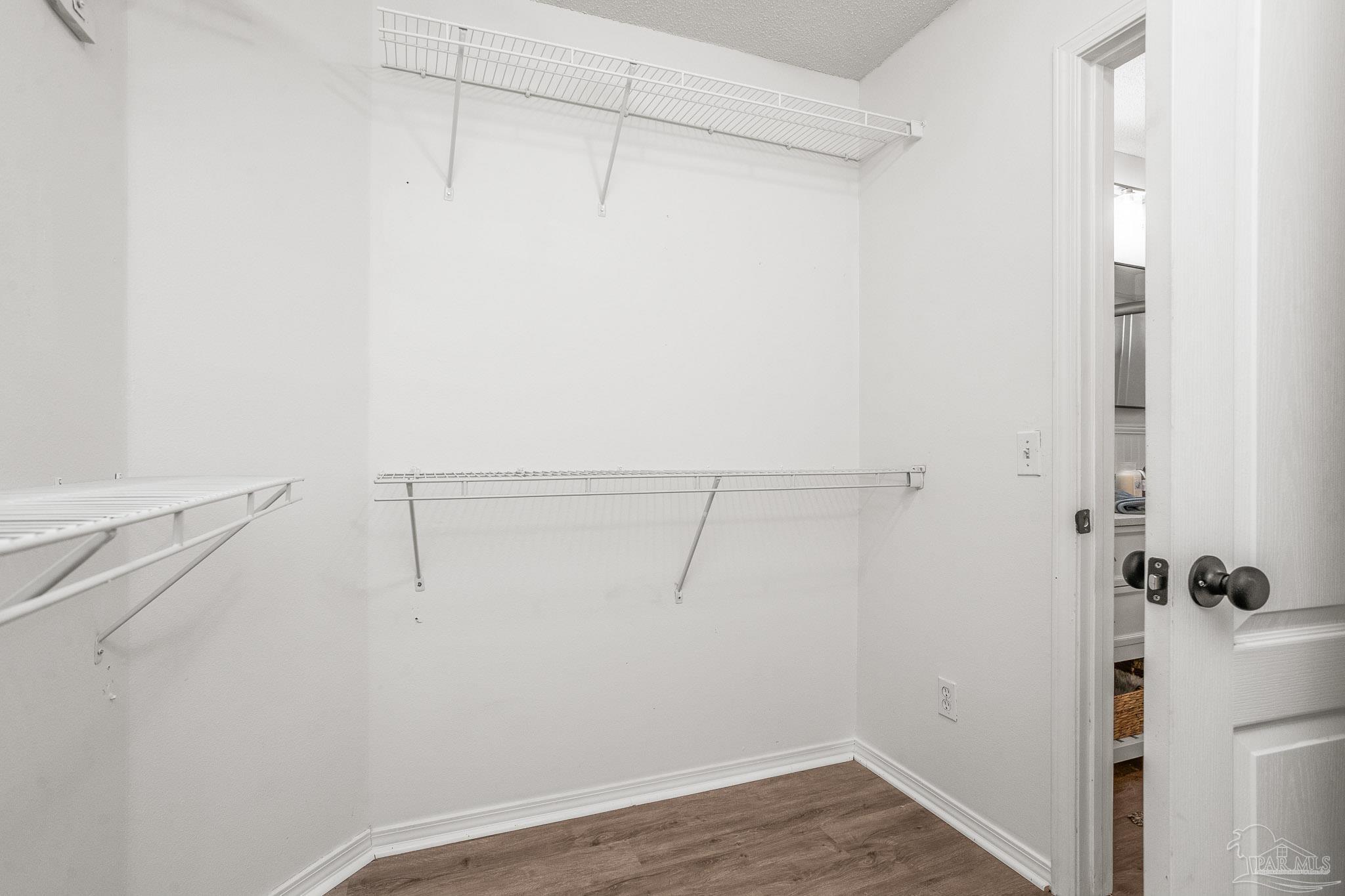 673 Hanley Downs Drive Cantonment, FL 32533 - Photo 31 of 39