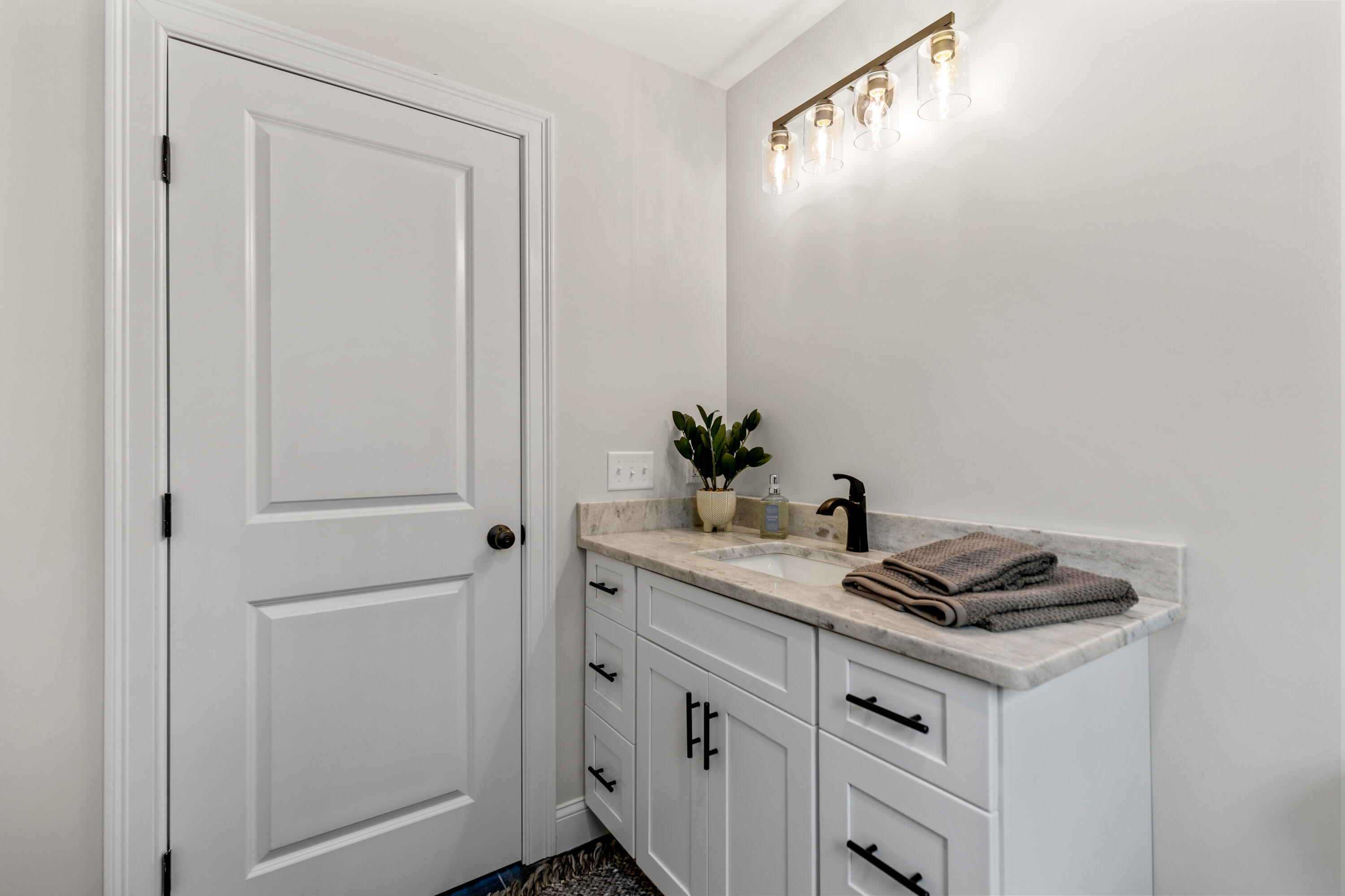 70 Simpson Road Saco, ME 04072 - Photo 23 of 60 70SimpsonRoadSaco_020