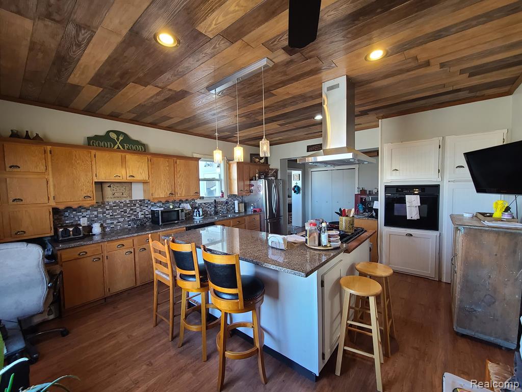 785 Elk Creek Road Applegate, MI 48401 - Photo 8 of 24