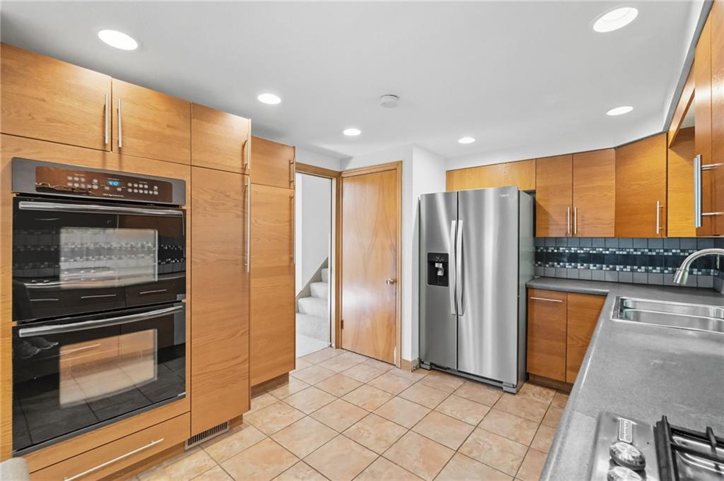 9400 Pannier Road Pittsburgh, PA 15237 - Photo 11 of 31 Gallery Image 11