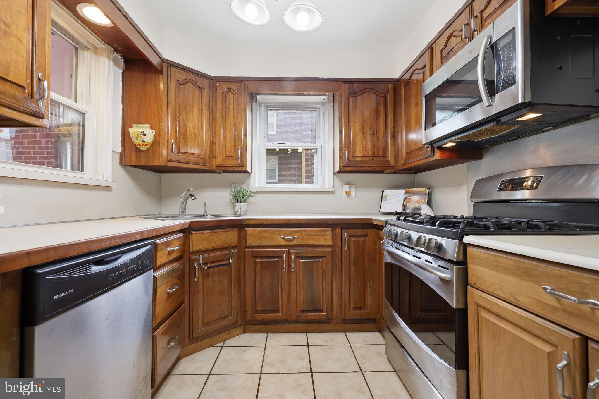 7617 Front Street Cheltenham, PA 19012 - Photo 11 of 26